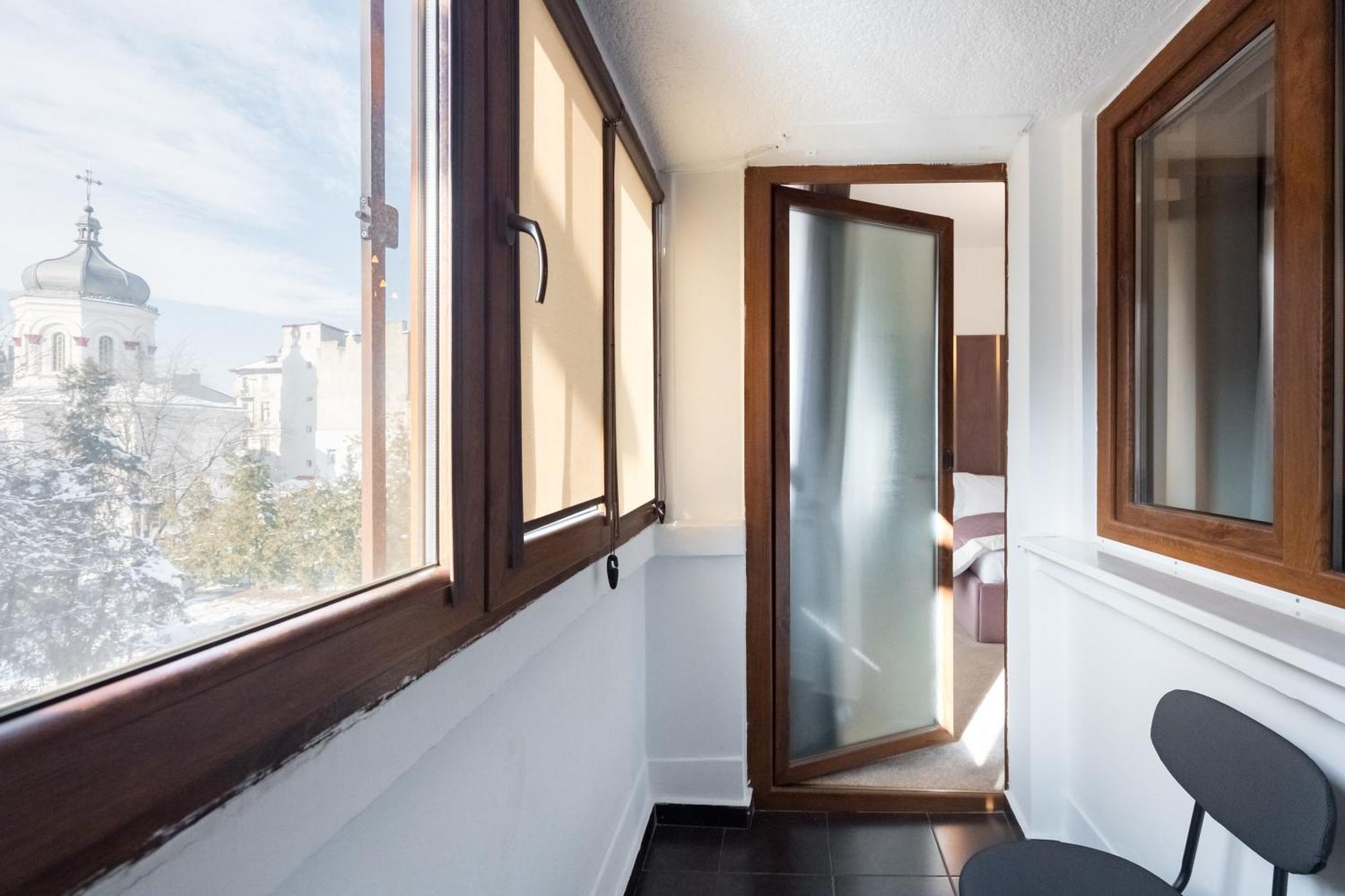 Highline Downtown Residences 6 Persons Family Apartment Бухарест Экстерьер фото