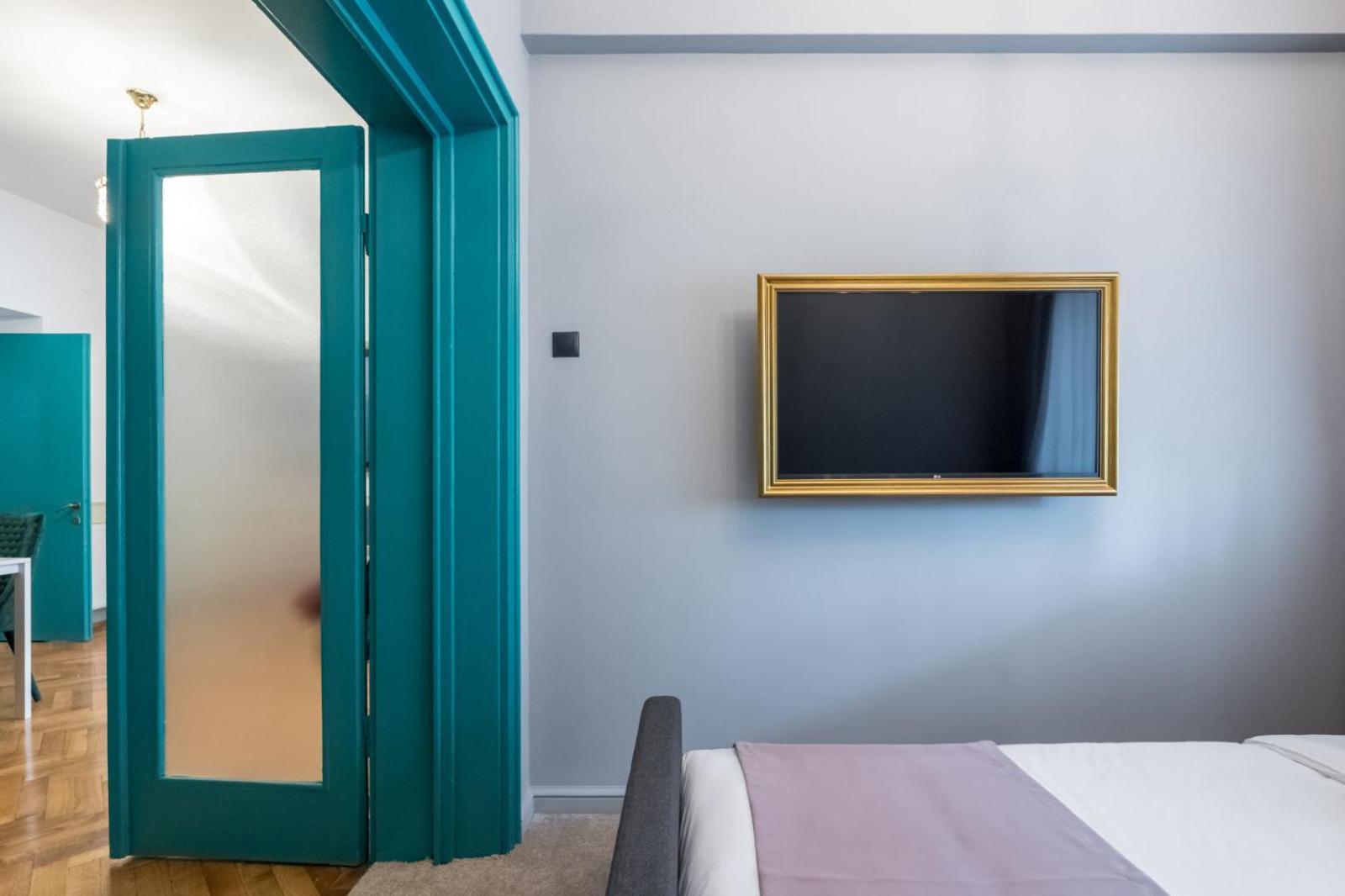 Highline Downtown Residences 6 Persons Family Apartment Бухарест Экстерьер фото