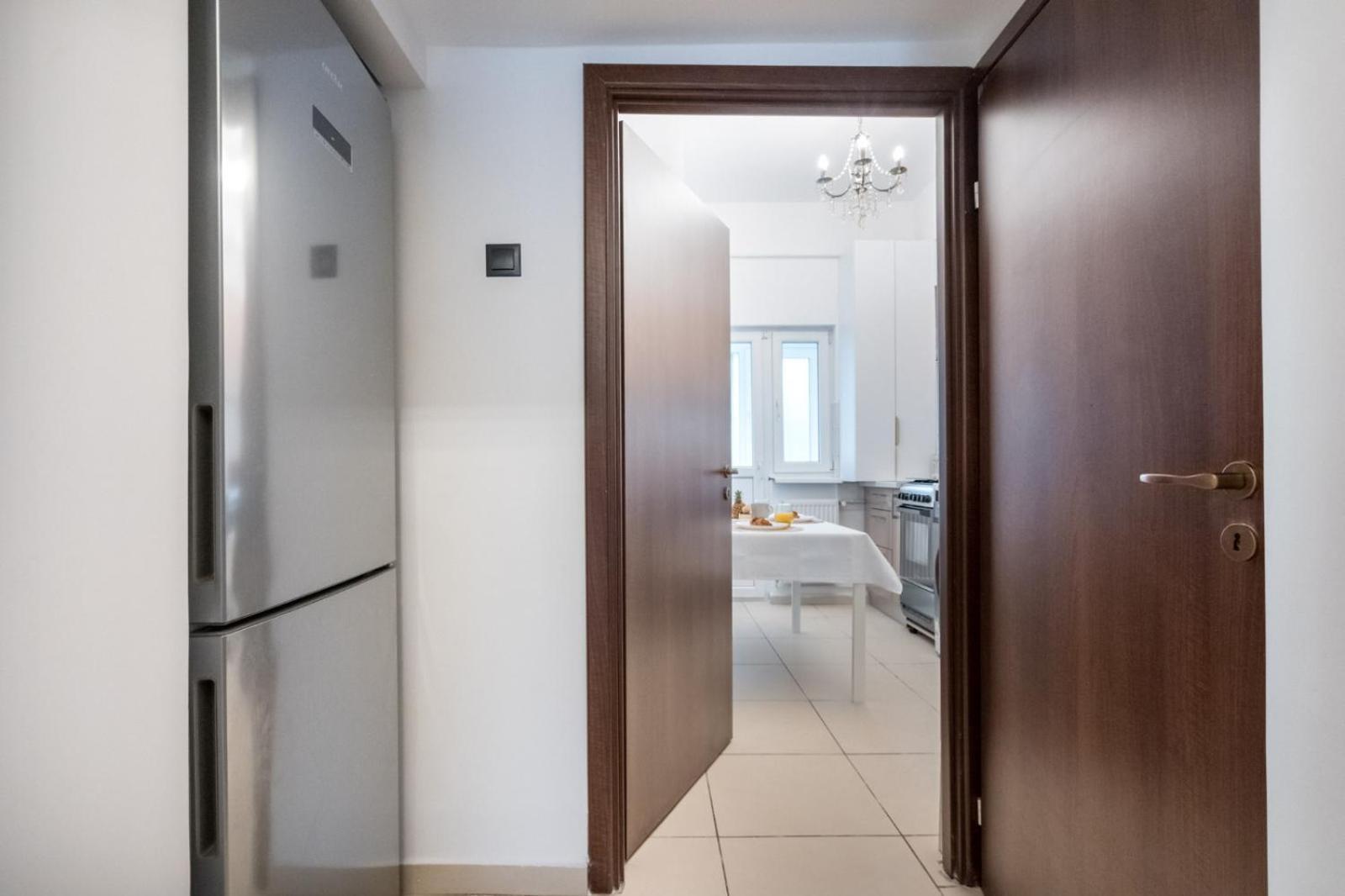 Highline Downtown Residences 6 Persons Family Apartment Бухарест Экстерьер фото